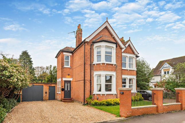 Thumbnail Detached house for sale in Parkland Grove, Ashford