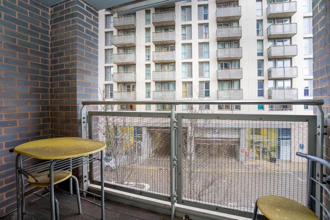 109, Roma Corte, Lewisham photo 4