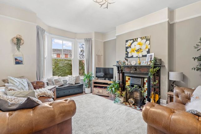 'Singleton', 35 Laugherne Road, Worcester photo 2