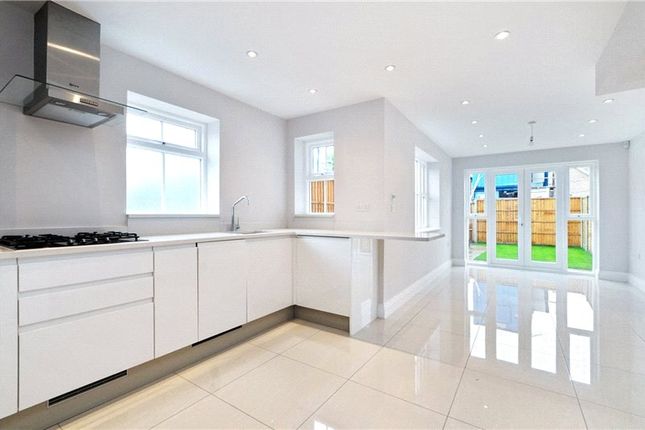 8, Gilliat Row, Rickmansworth photo 2