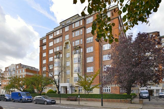 Flat for sale in Grove Hall Court, Hall Road, London