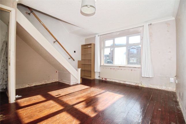 24, Severn Avenue, Leicestershire photo 3