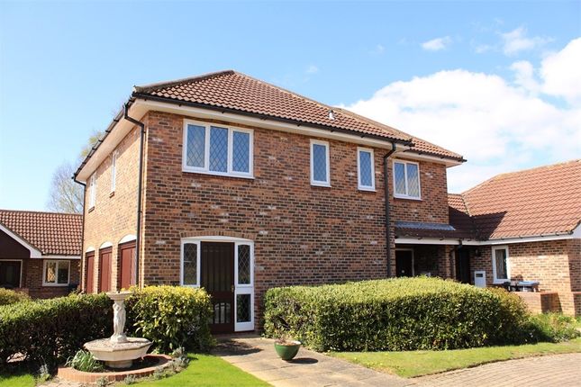 Thumbnail Flat for sale in The Hawthorns, Lutterworth