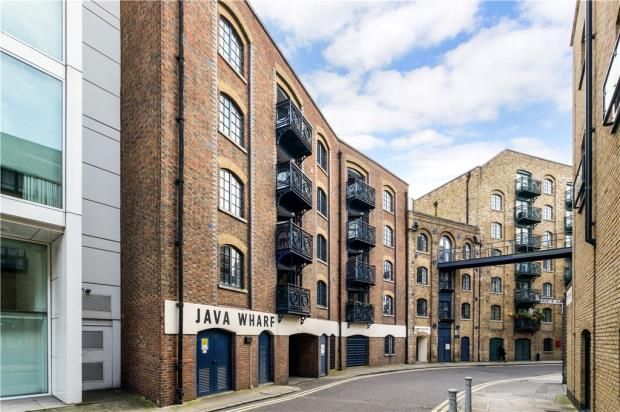 Flat for sale in Java Wharf, 16 Shad Thames, London