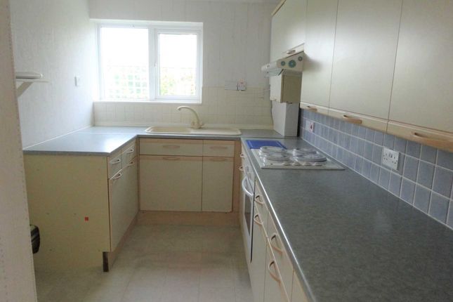 Flat to rent in Ruskin Close, Selsey