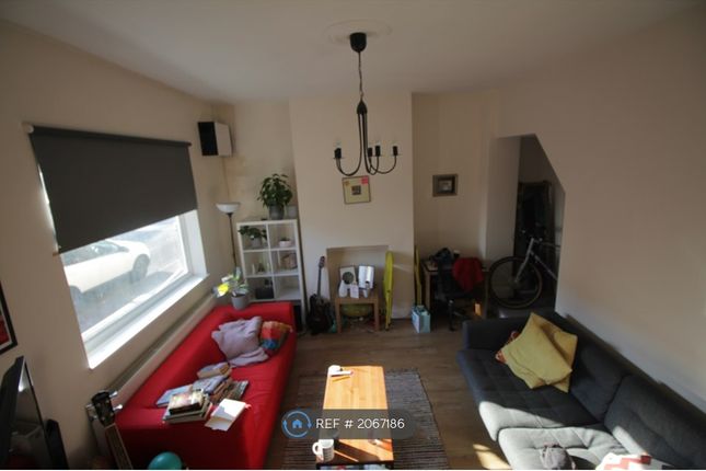 Thumbnail Flat to rent in Luckwell Road, Bristol