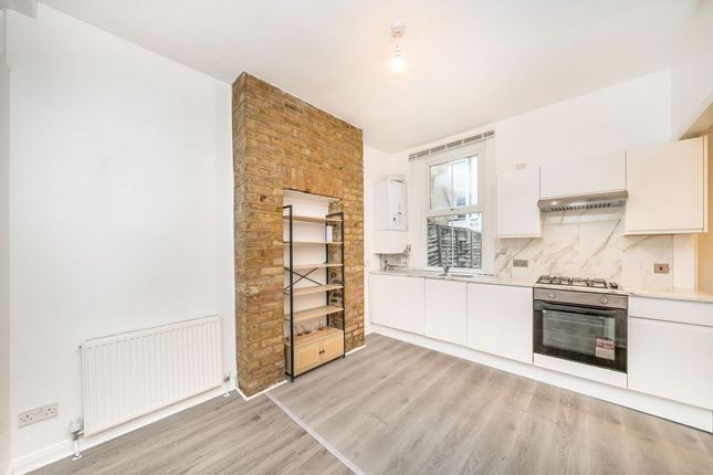 Goldsboro Road, London photo 3