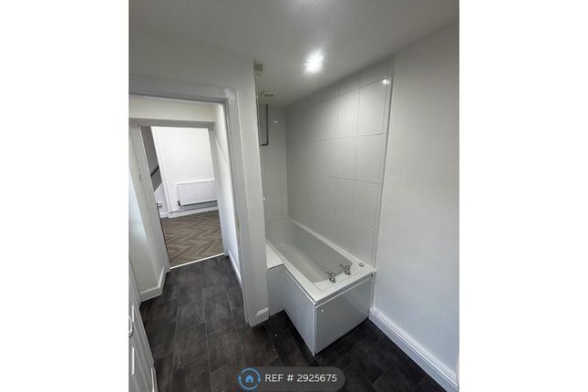 Egerton Street, Heywood photo 5