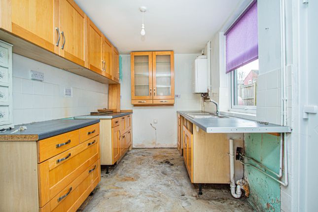 4, Allen Road, Wellingborough photo 3