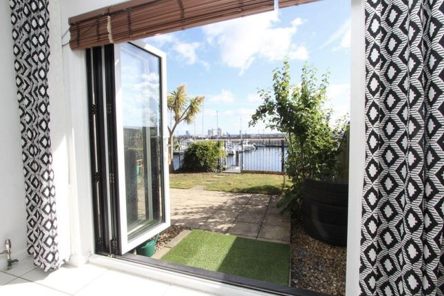 Hythe Marina Village, 22, Velsheda Court, Hythe Marina photo 2