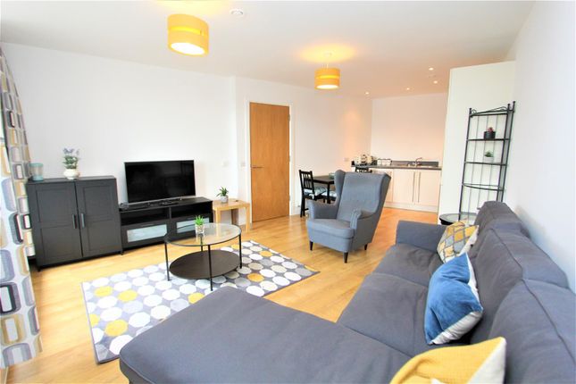 Thumbnail Flat to rent in Wharf Approach, Leeds