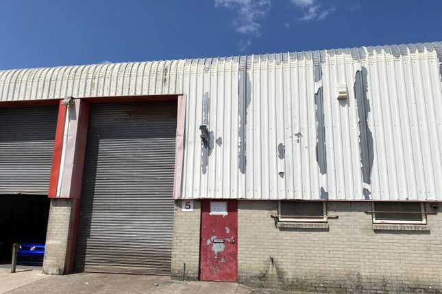 Thumbnail Industrial to let in Unit 5 Queens Court, Queens Court Road, Bridgend Industrial Estate, Bridgend