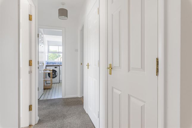 59, Aisher Way, Sevenoaks photo 2