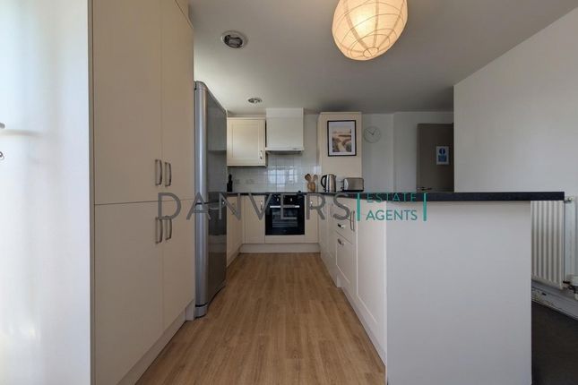 Flat 15, 100, Vaughan Way, Leicester photo 4