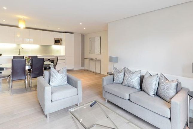 Flat to rent in Merchant Square, East Harbet Road W2