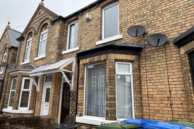 Thumbnail Terraced house for sale in Gordon Street, Scarborough