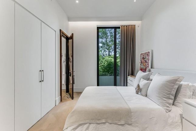 P2, 50, St Edmunds Terrace, Primrose Hill, London photo 4