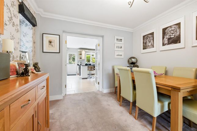 15, Colne Avenue, West Drayton photo 4