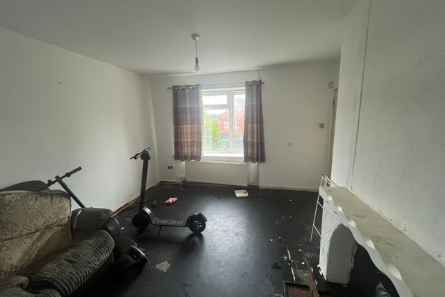68, Monkswood Hill, Leeds photo 5