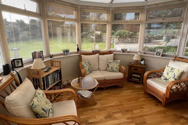 Applecross, West Cliff Road, Bridport photo 4