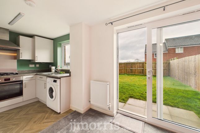 80 Tasker Way, Haverfordwest photo 2