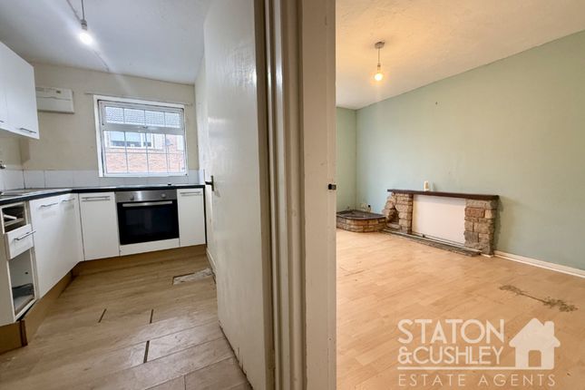 3, Hollycourt, Forest Town photo 3