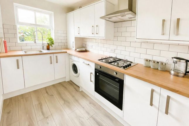 Flat 4 The Beeches, Beechfield Road, Hemel Hempstead photo 2