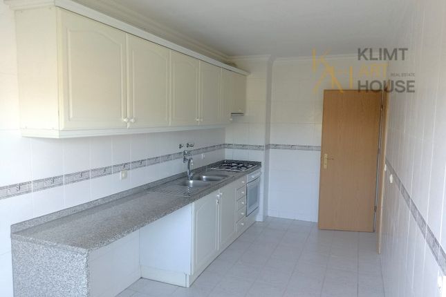 Thumbnail Apartment for sale in Loures, Loures, Loures