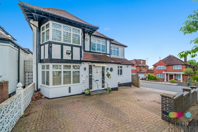 2-bed flat on 26a, Faber Gardens, London, £500,000