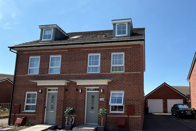 4-bed house on 27, Uffington Place, Westbury, £325,000