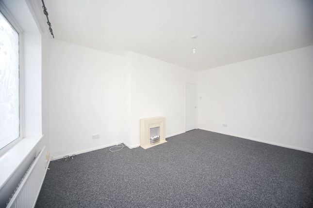 18 Pembroke Road, Wigan photo 2