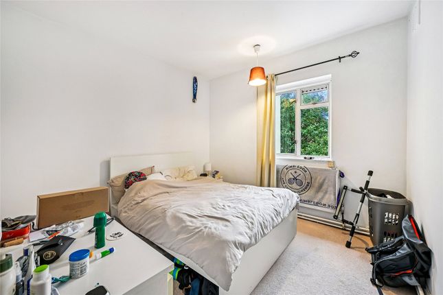 63, Westville Road, Shepherds Bush photo 4