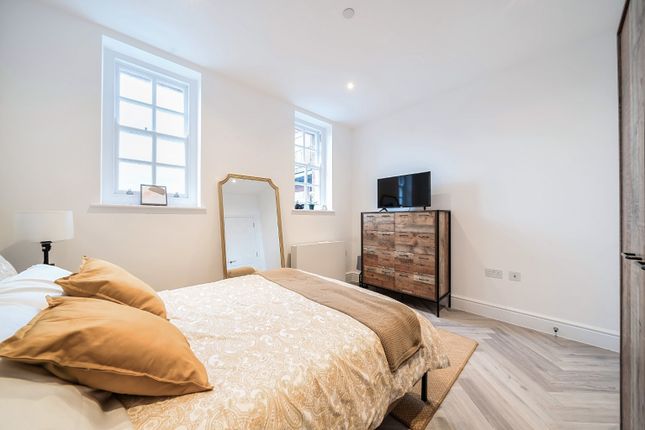 Flat for sale in Amersham Vale, New Cross