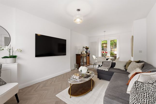 89 Elmore Avenue, Glasgow photo 2