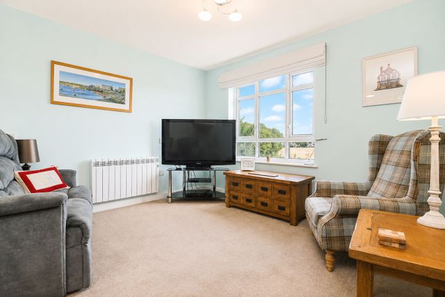11 Archers Court, Elmside Walk, Hitchin photo 3