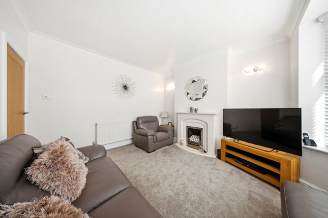 175, Casterton Avenue, Burnley photo 3