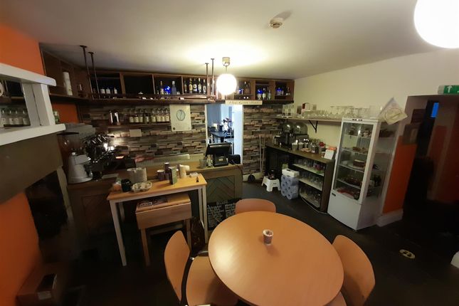 Thumbnail Restaurant/cafe for sale in Cafe &amp; Sandwich Bars HX6, West Yorkshire
