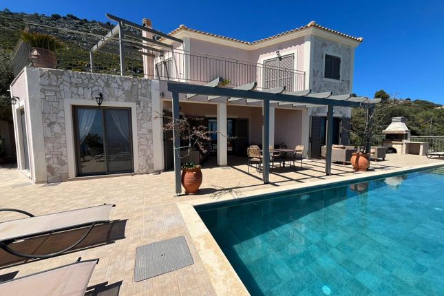 Villa for sale in Skala 280 82, Greece