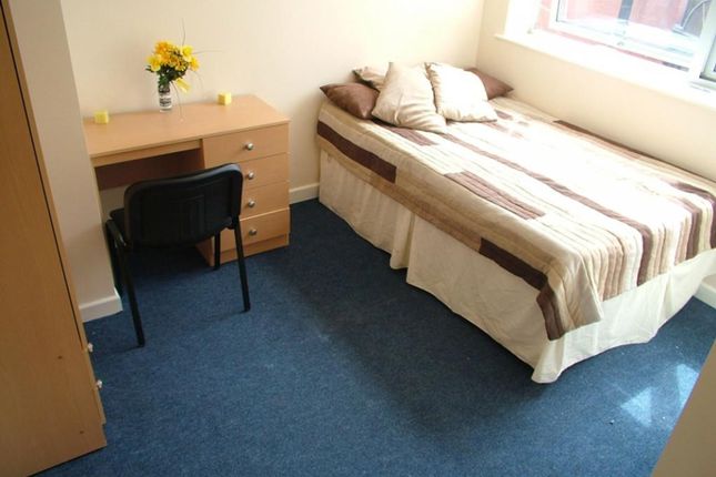 Bright And Inviting Double Bedroom Featuring A Com...