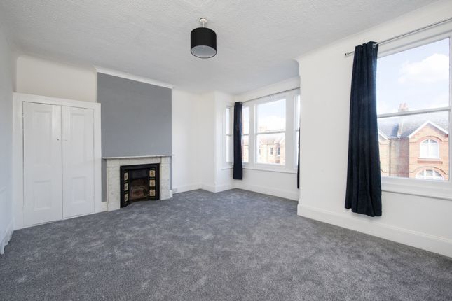 Terraced house to rent in Upland Road, London