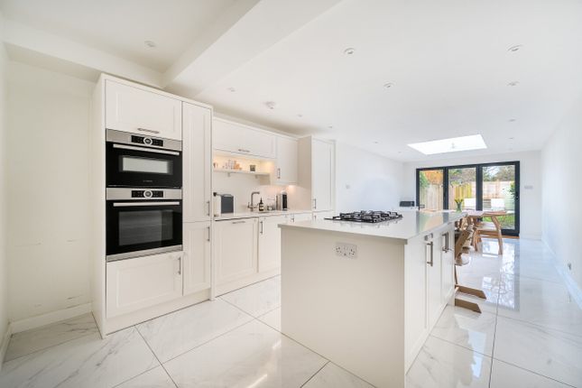 77, George Road, Godalming photo 2