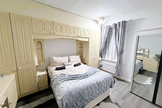 11 Hinde House, 13 Hinde Street, London photo 5