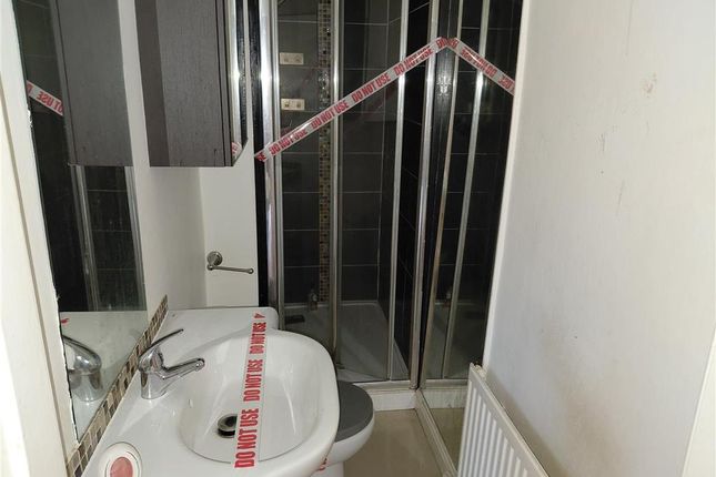 7 Bryson Place, Mid Street, BATHGATE photo 4
