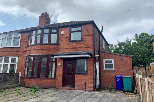 Thumbnail Property to rent in Brentbridge Road, Manchester