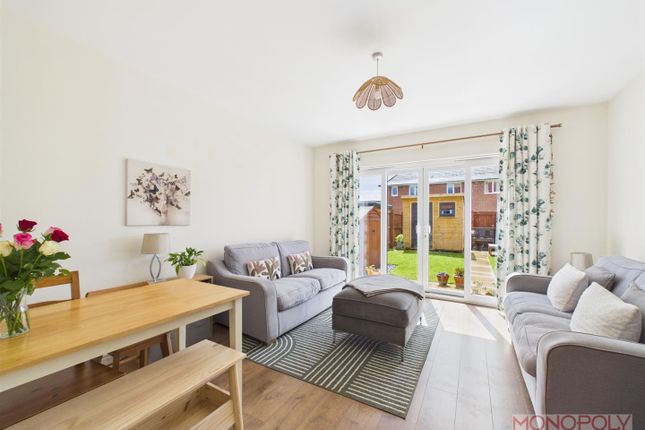 5, Kings Meadow, Farndon, Chester photo 2