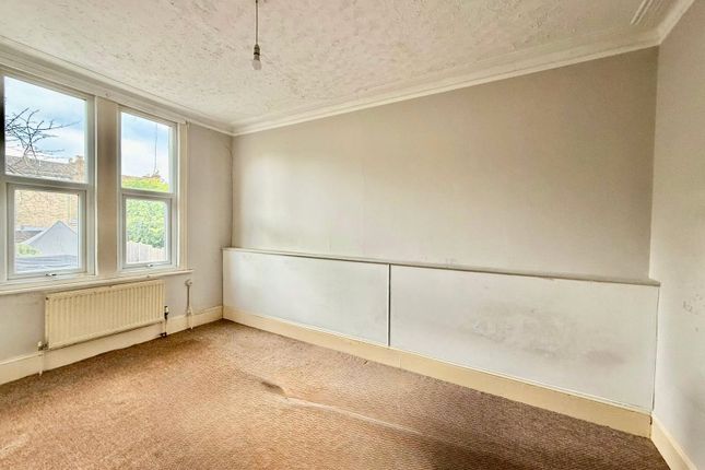 36B, Thurlow Park Road, London photo 3
