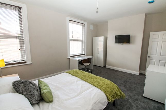 Carberry Road, Leeds photo 4