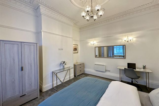 ROOM 1, 54, Bank Parade, Burnley photo 3