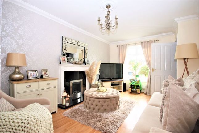 Thumbnail Semi-detached house for sale in Sandpiper Drive, Hull