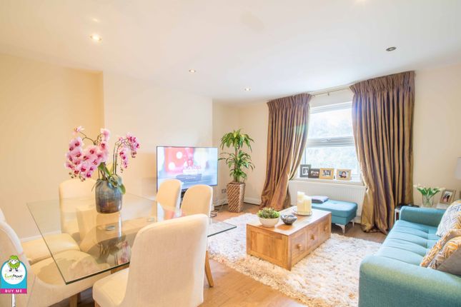 Flat to rent in Woodland House, Woodland Road, London